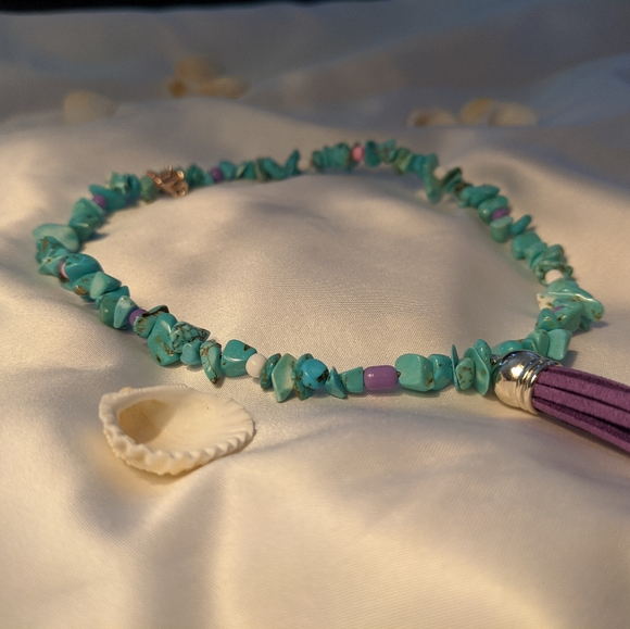 Beautiful Sea Blue Stone Necklace.. - Picture 2 of 6
